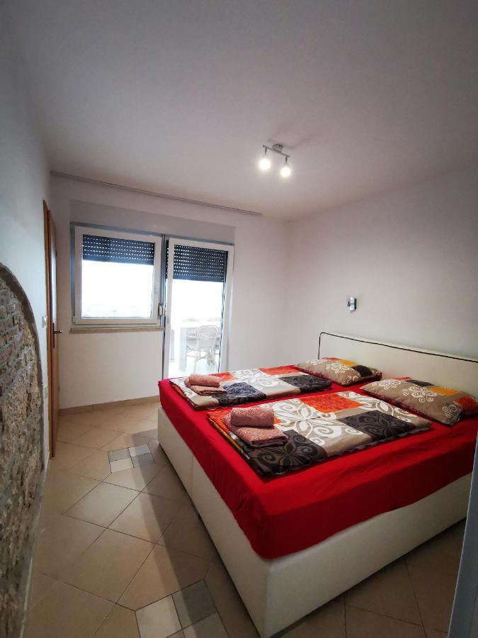 Meressa Paolia Apartments Novigrad  ภายนอก รูปภาพ