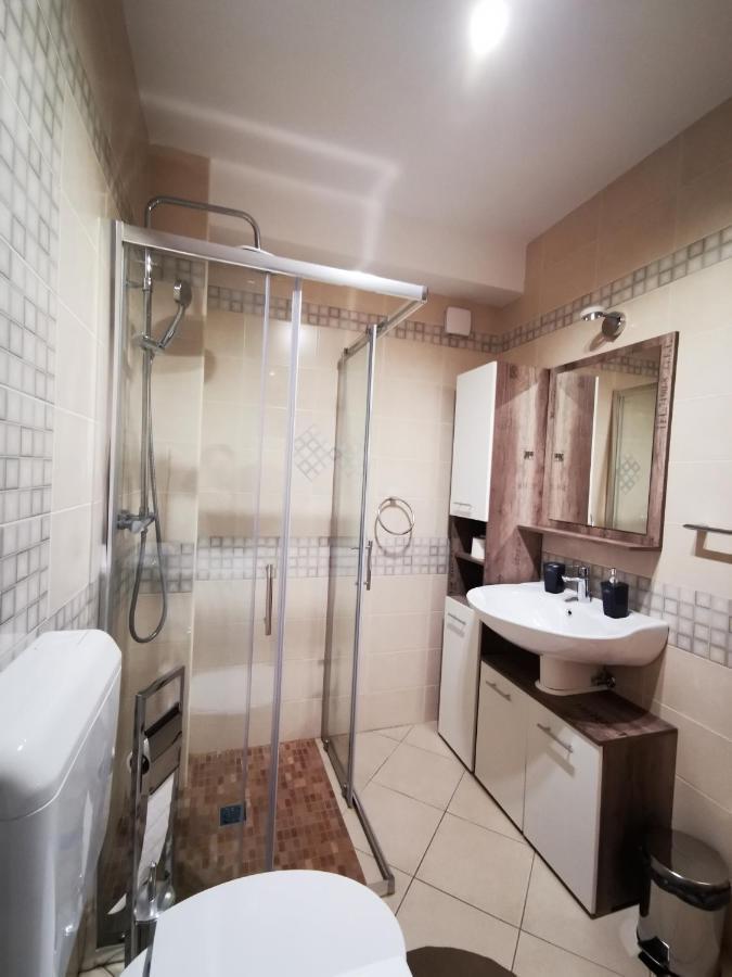 Meressa Paolia Apartments Novigrad  ภายนอก รูปภาพ