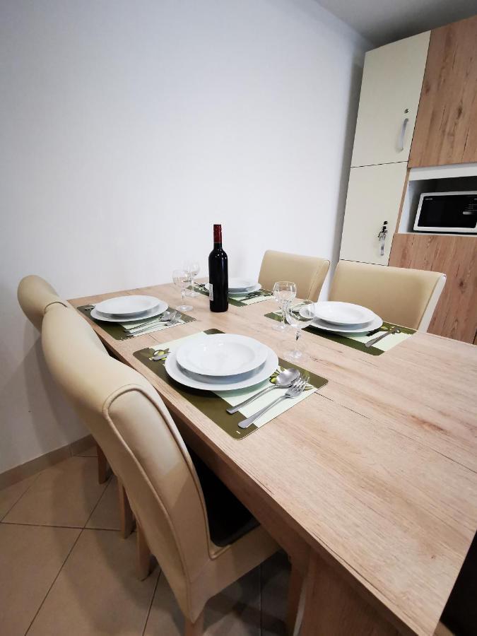 Meressa Paolia Apartments Novigrad  ภายนอก รูปภาพ