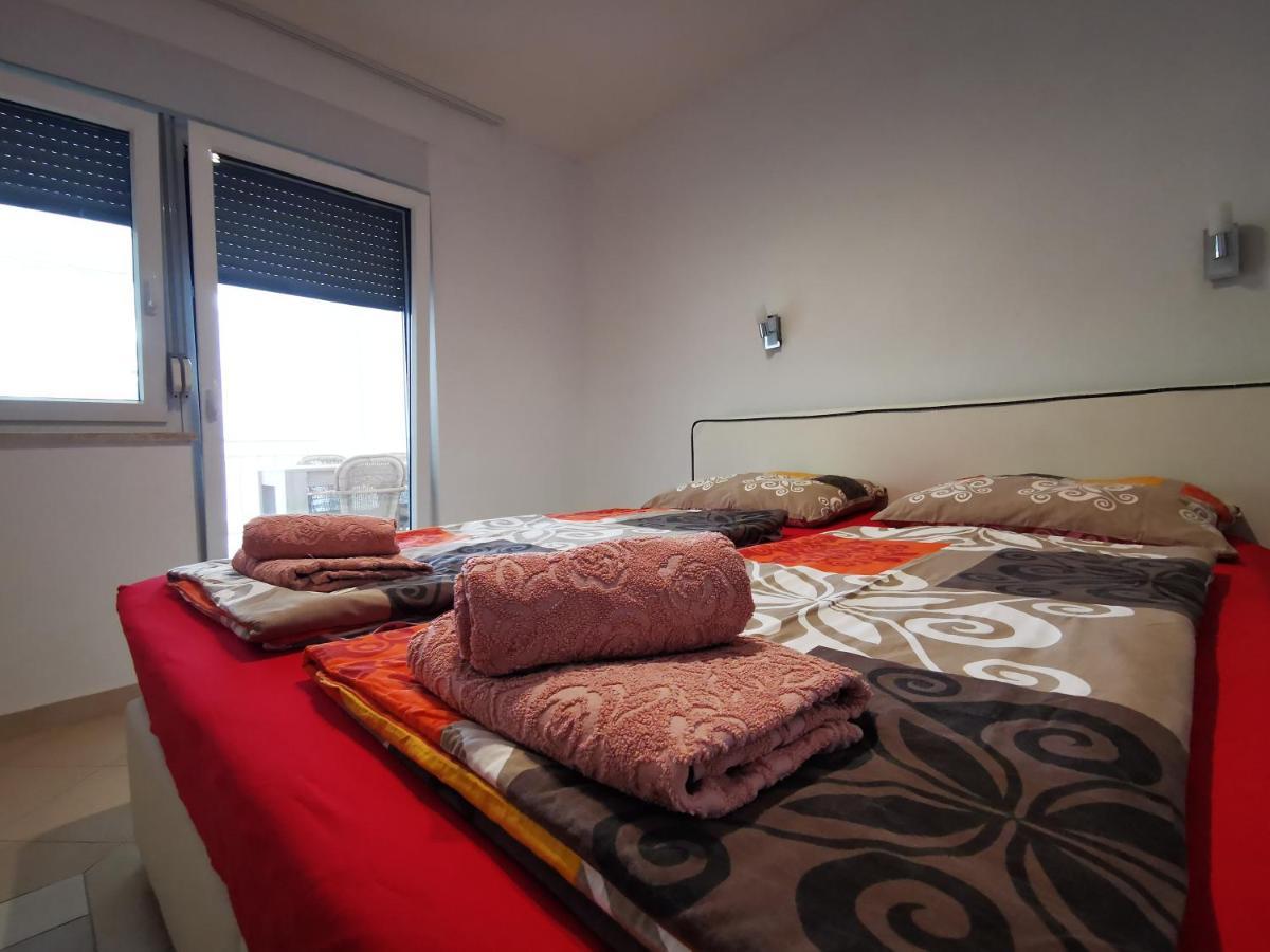 Meressa Paolia Apartments Novigrad  ภายนอก รูปภาพ