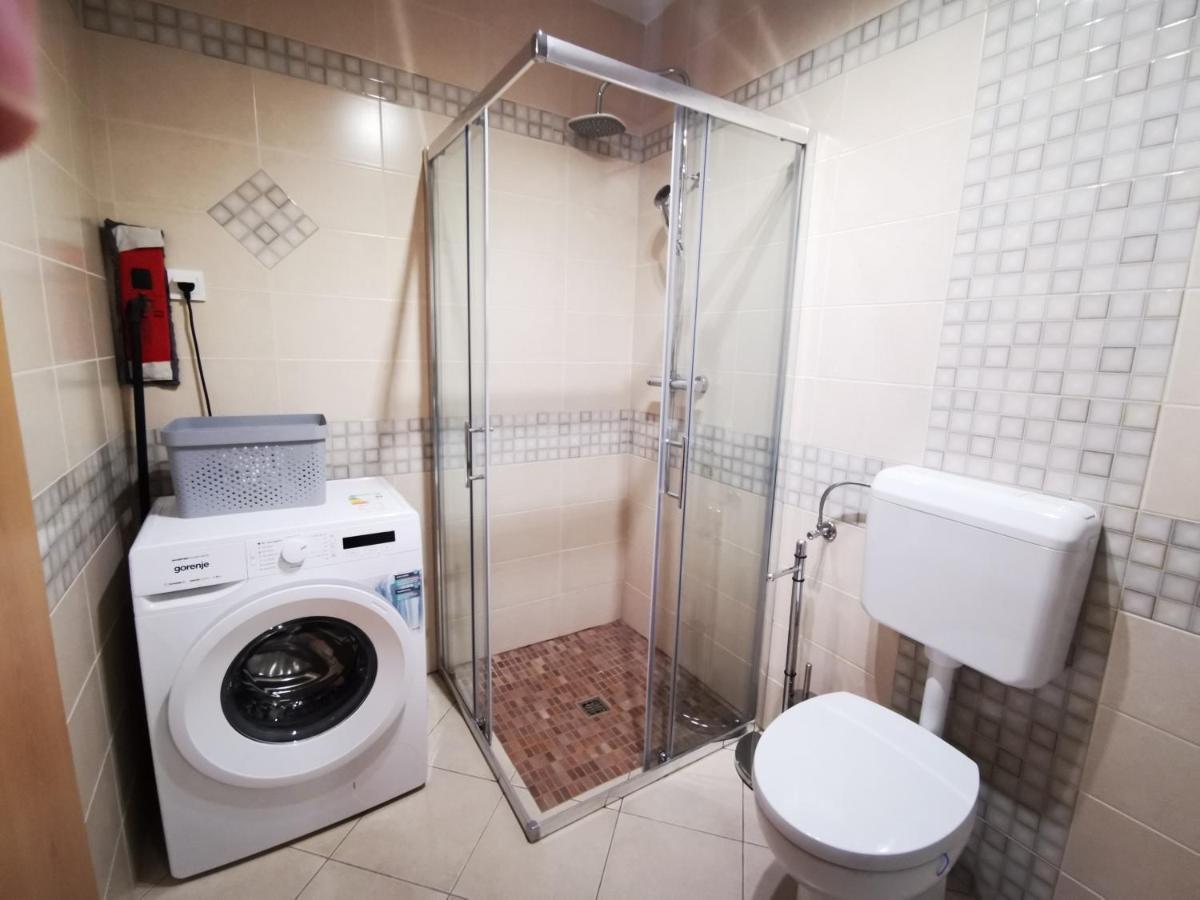 Meressa Paolia Apartments Novigrad  ภายนอก รูปภาพ